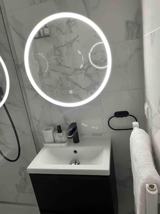 Superbe Duplex Cosy Appartement Reims Buitenkant foto